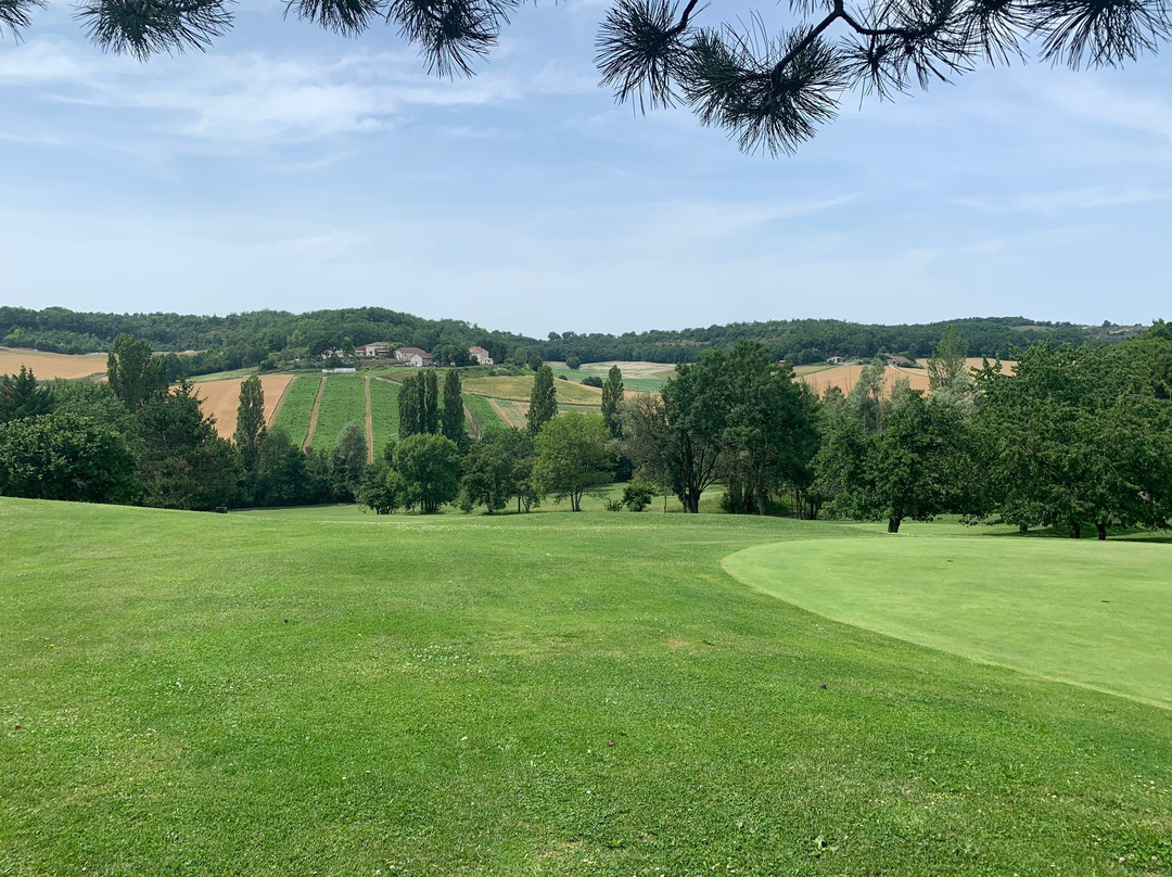 Golf des Roucous景点图片