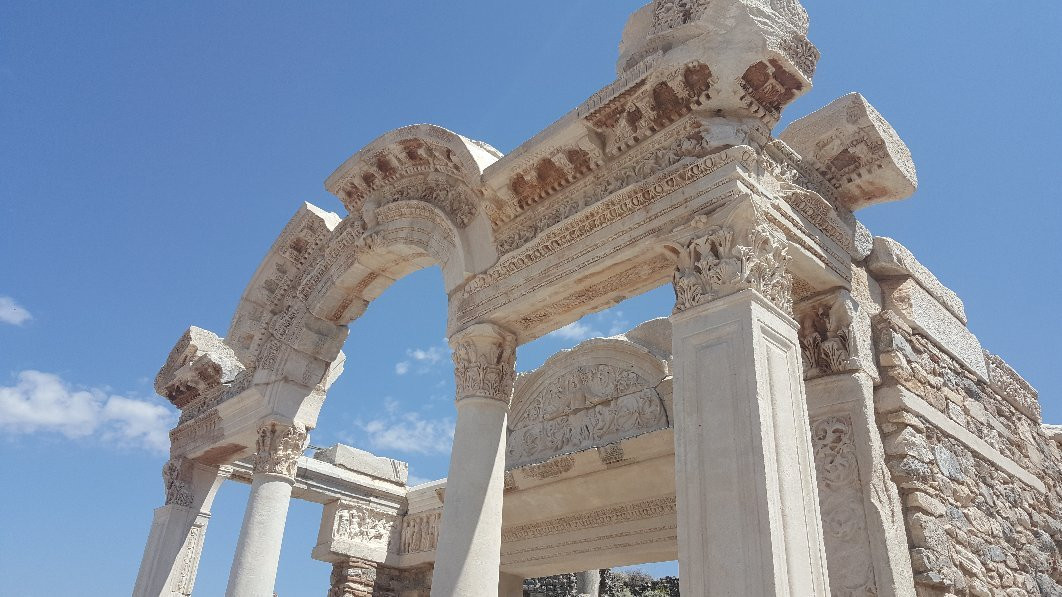 Ephesus Wonders景点图片