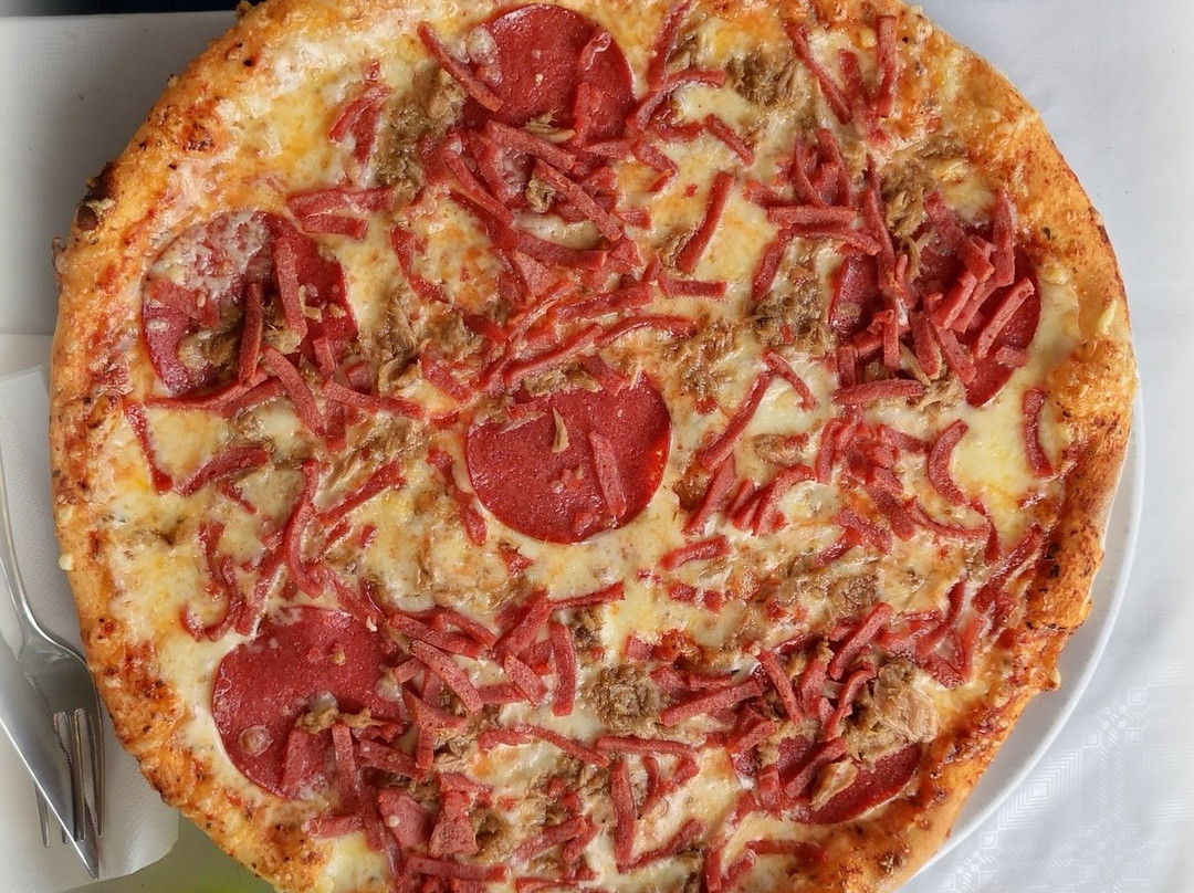 Northern Savonia餐馆和美食-Armado Pizzeria
