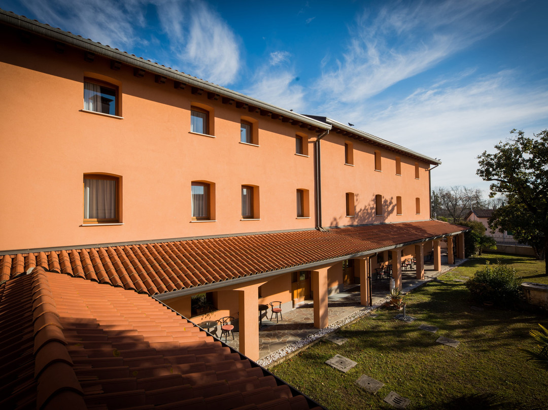 达尔奥加罗酒店主图