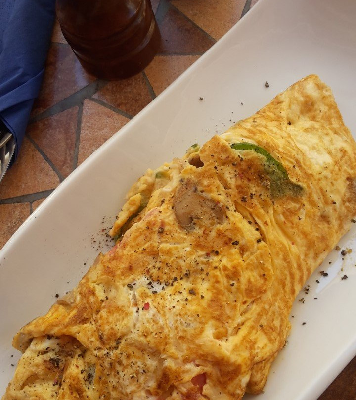 欧墨菲波利酒店主图