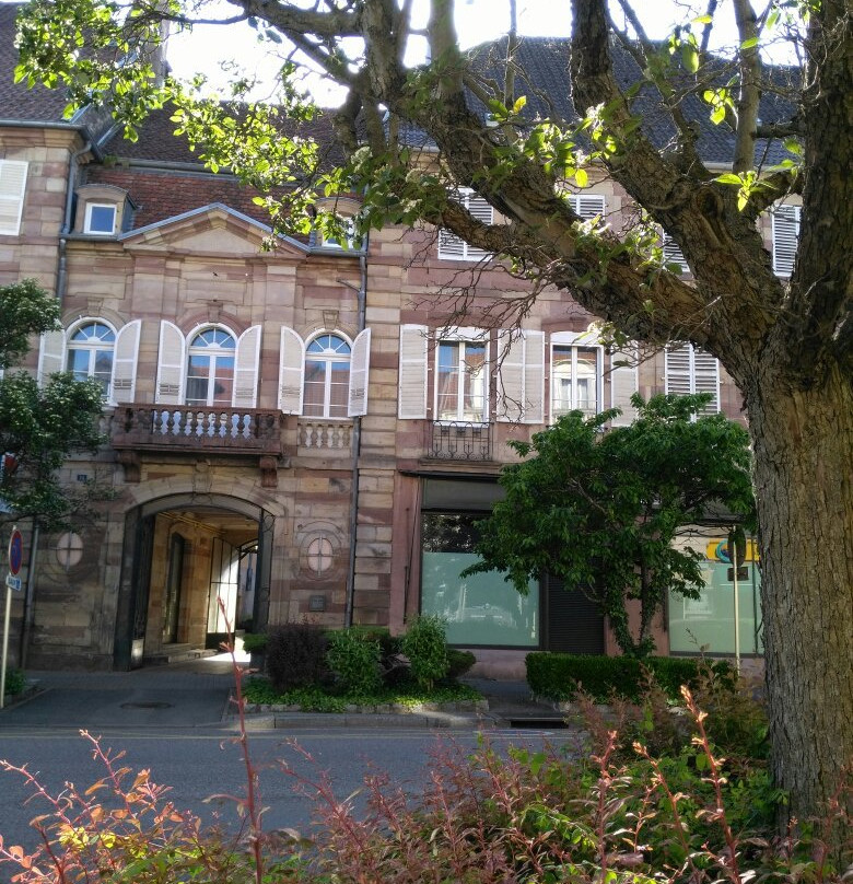 Hotel Le Luron主图