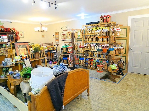 Blackwater Trail Antiques & More景点图片