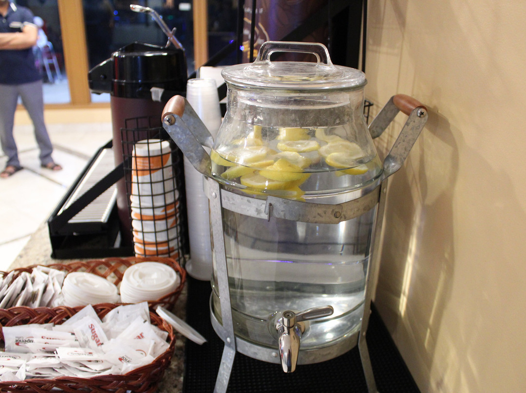 Clarion Inn & Suites Stroudsburg - Poconos