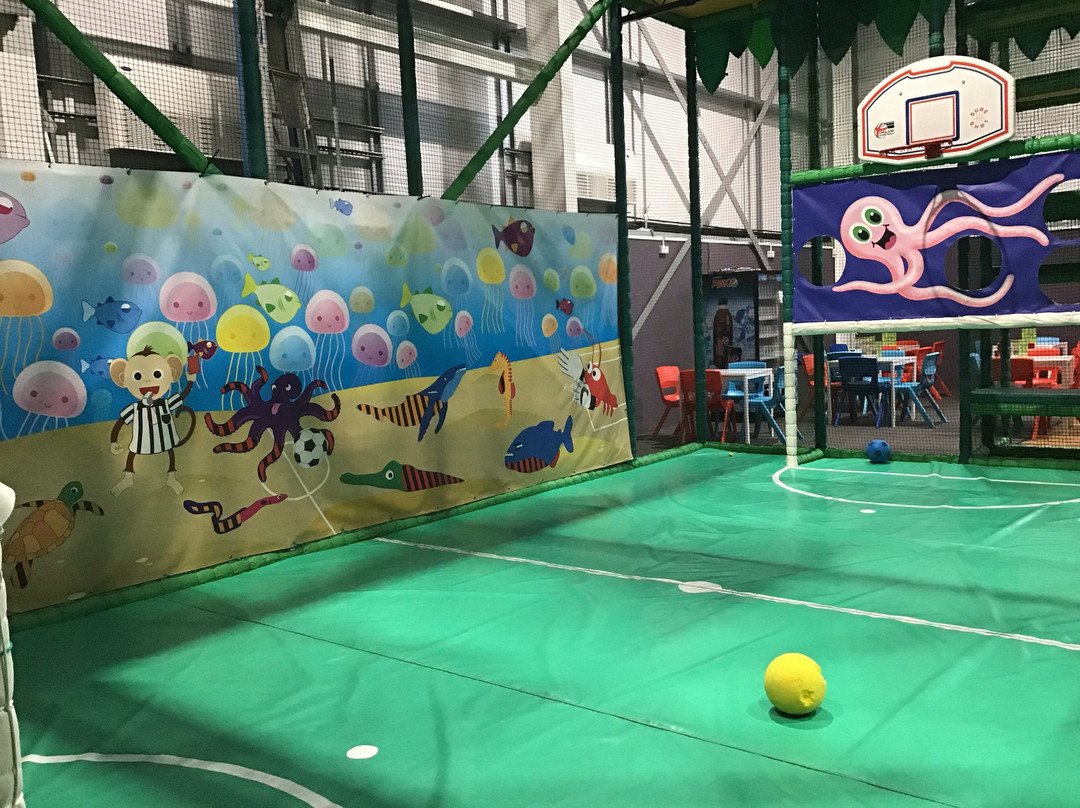 Bermuda Adventure Soft Play World-纽尼顿必去景点