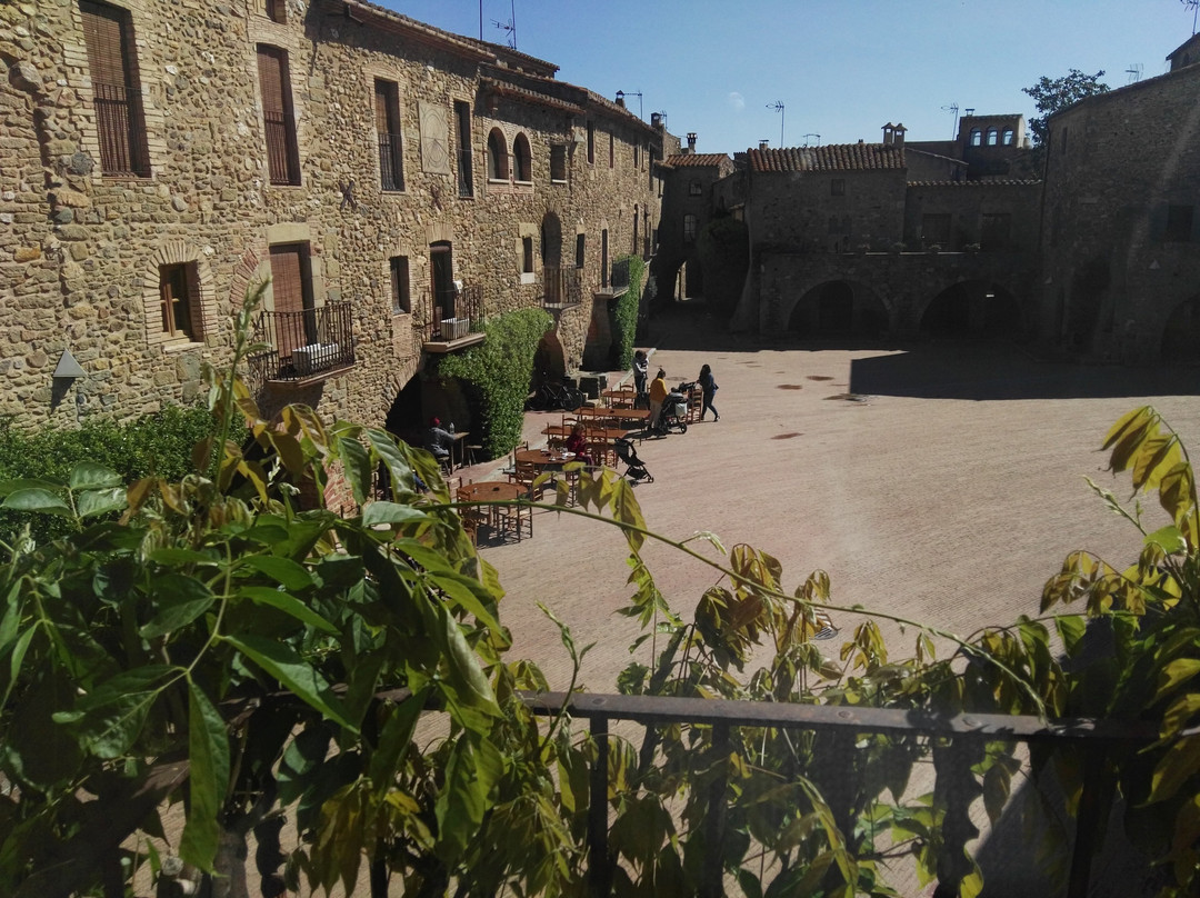 El Palauet de Monells主图