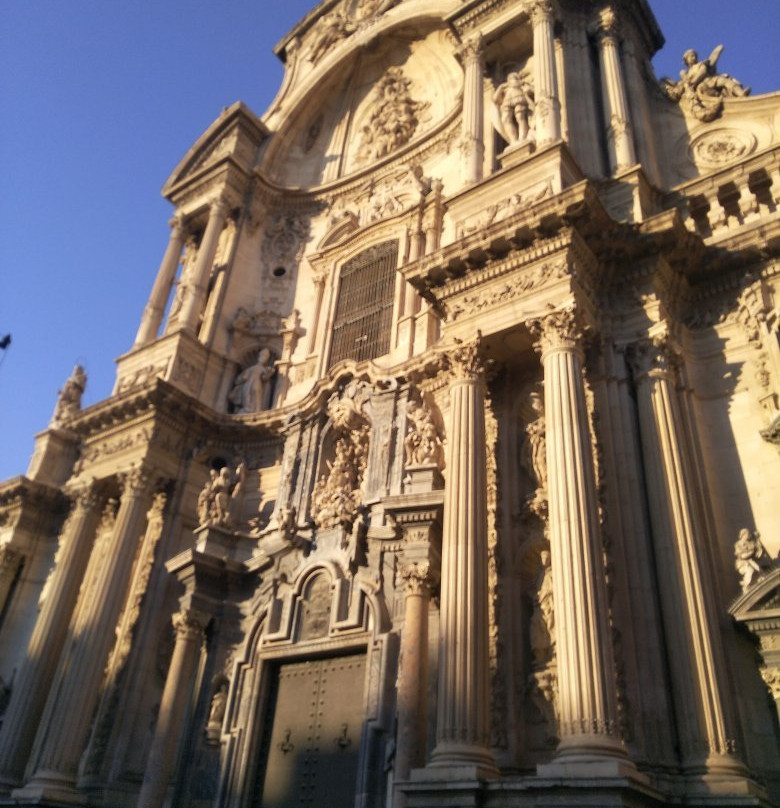 Cathedral de Santa Maria景点图片