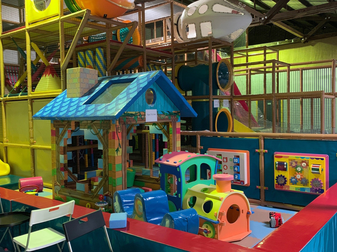 Musk旅游景点-Little Fish Play Cafe