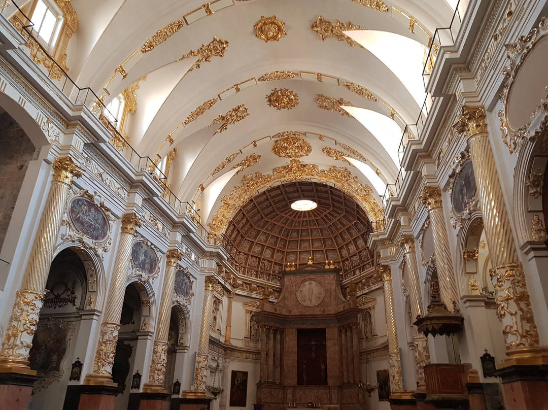Real Parroquia San Martin Obispo y San Antonio Abad-巴伦西亚必去景点