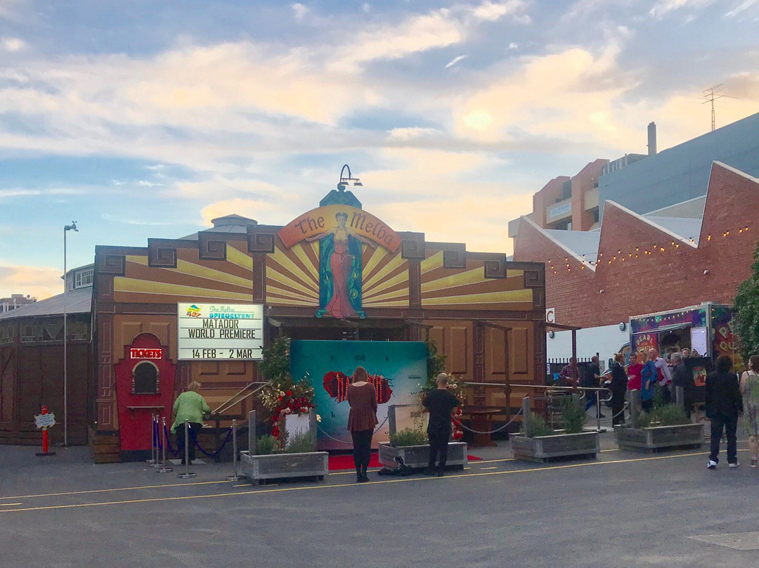 Melba Spiegeltent-科灵伍德必去景点