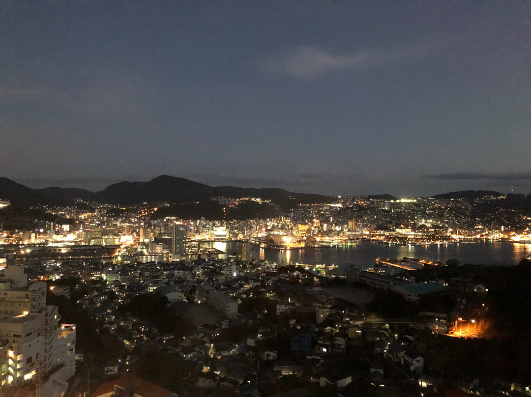卢克广场酒店主图
