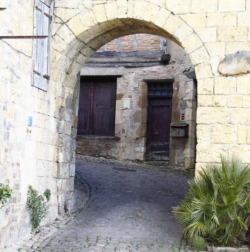 Porte du Vainqueur-谢河畔科尔德必去景点