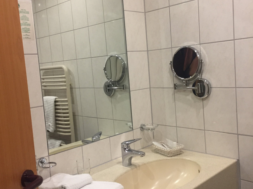 奥赫森酒店主图