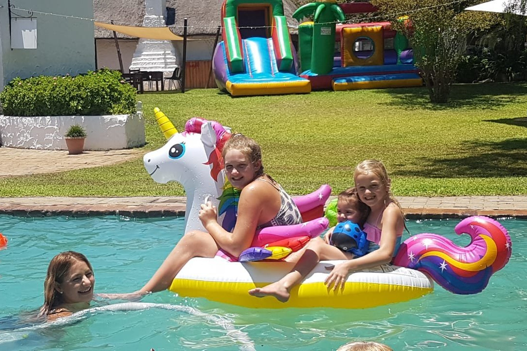 Lalapanzi Hotel & Conference Centre主图