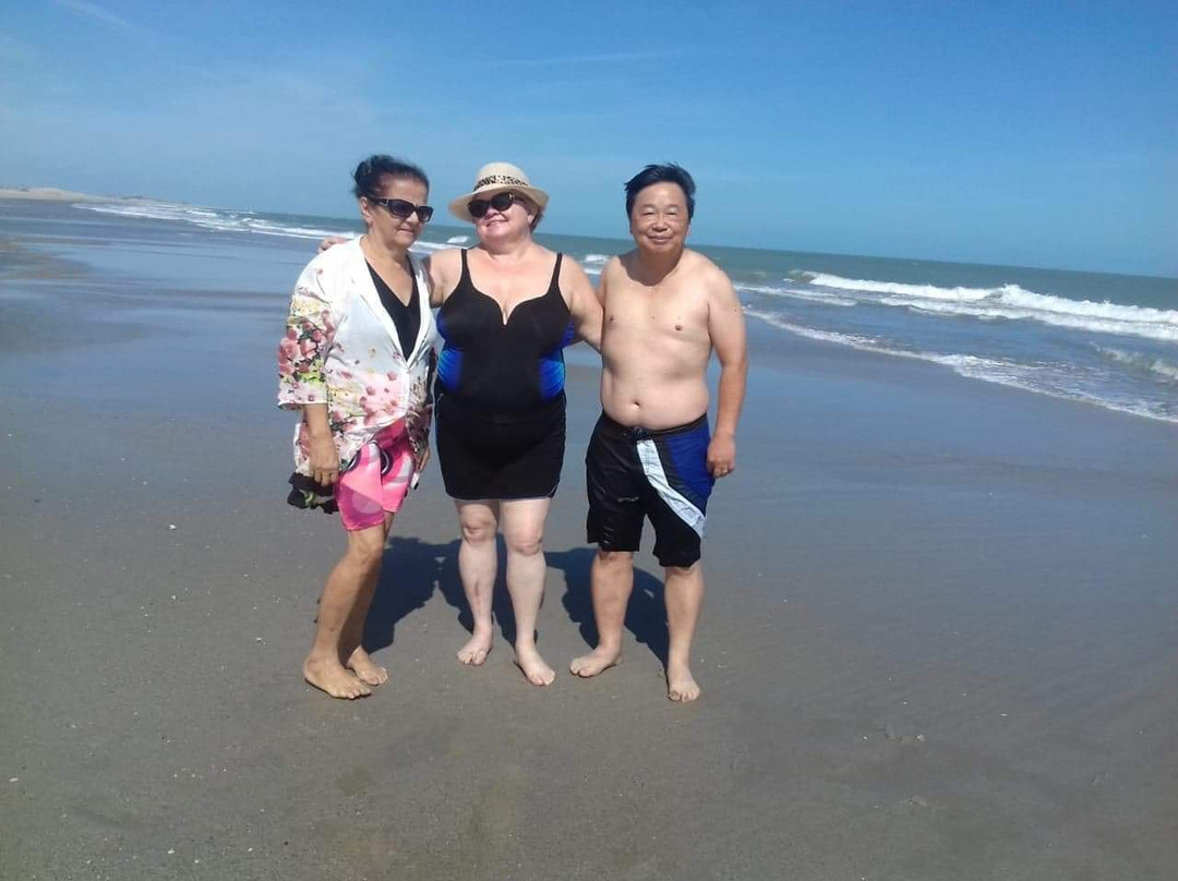 Praia de Maramar景点图片