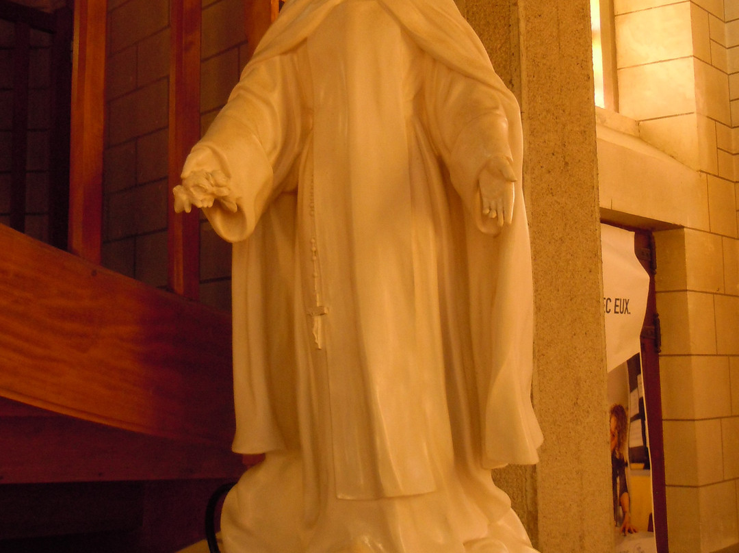 Église Notre-Dame-de-Lourdes景点图片