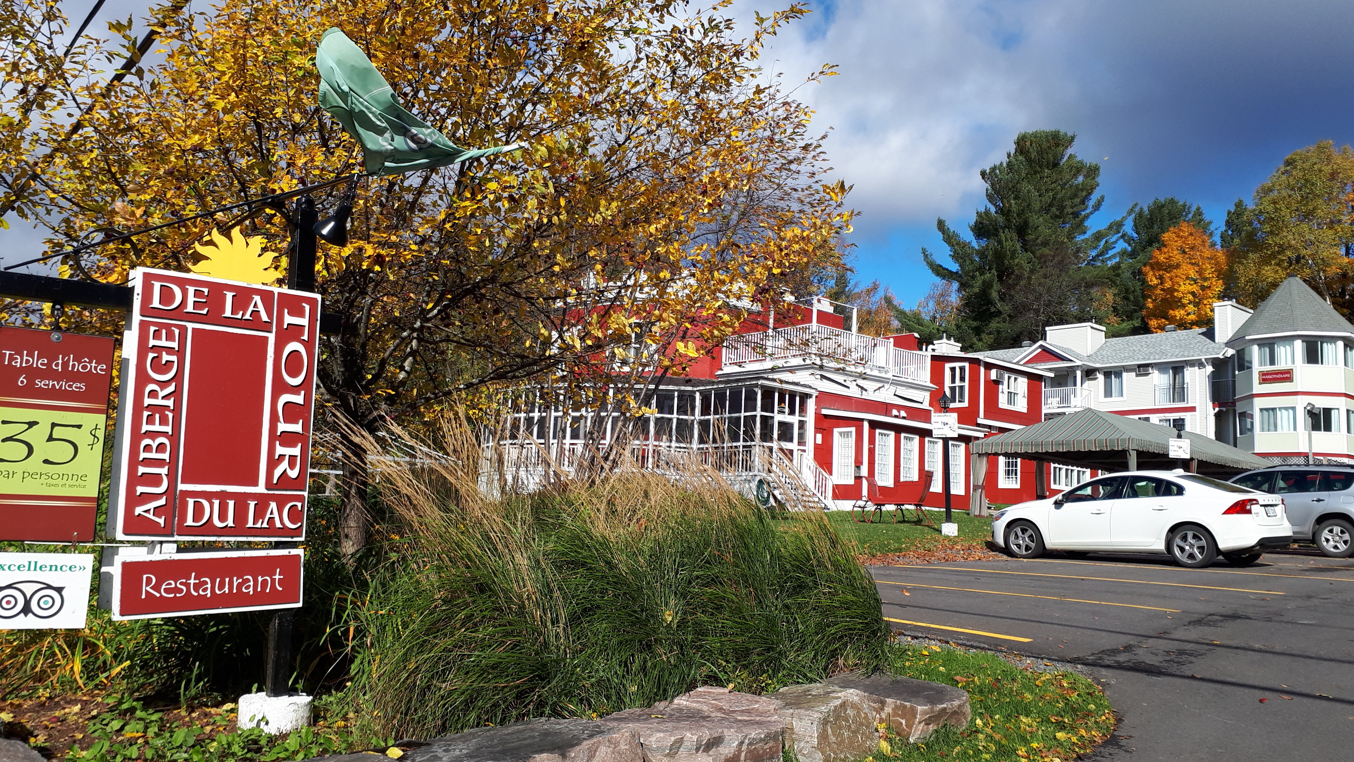 Auberge de La Tour du Lac-浴室