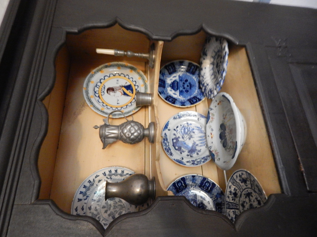 Dutch House Museum and Gardens-New Castle必去景点