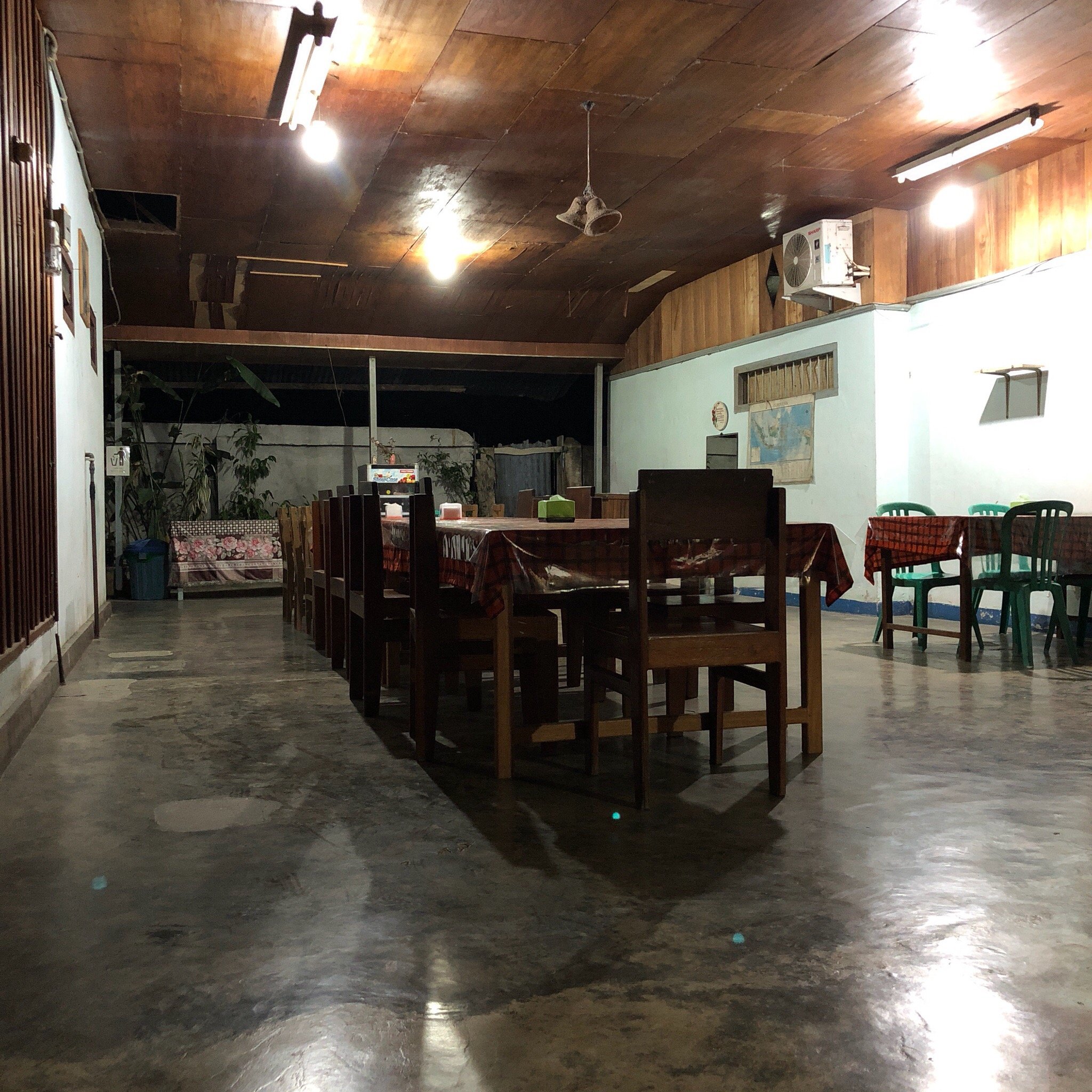 Victoria Hotel Tentena-官方