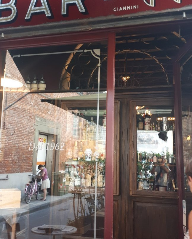 Lotzorai旅游景点-Bar Da Gigi