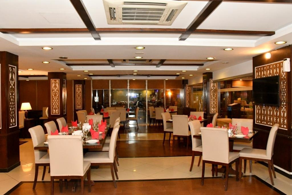 Royalton Hotel主图