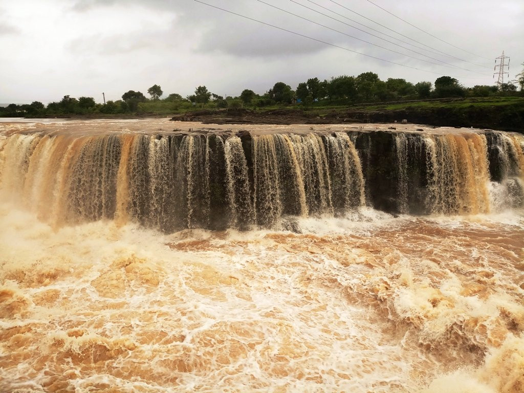 Someshwar Water Fall景点图片