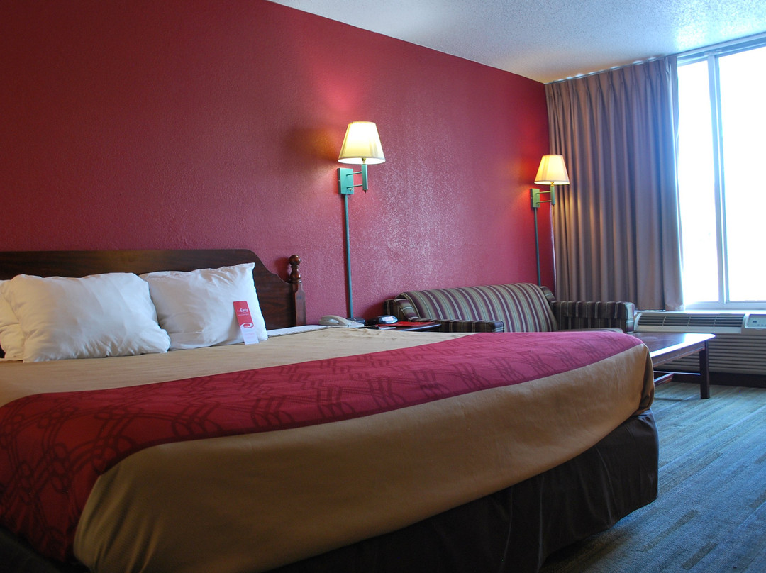 Econo Lodge Calhoun主图