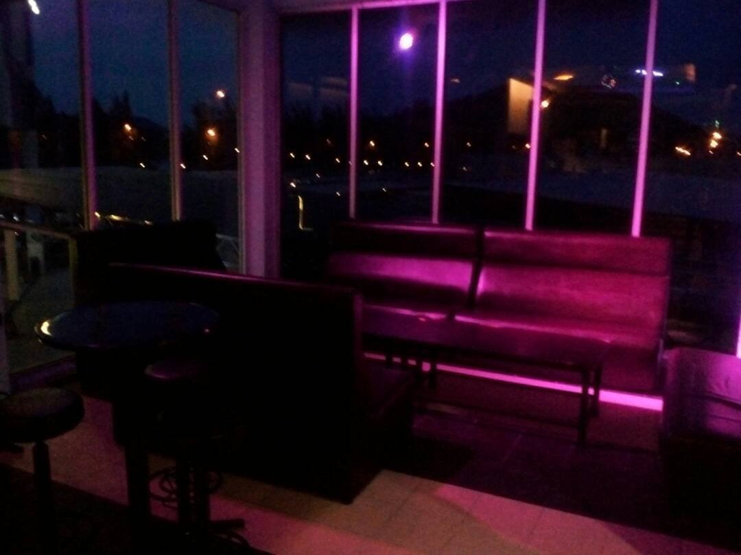 Marina Paradise Karaoke-红土坎必去景点