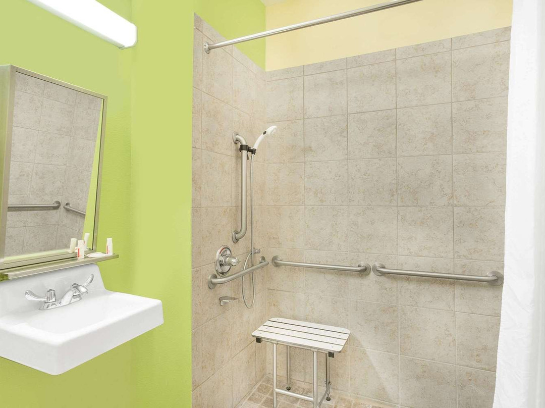 塔斯肯姆比亚/马梭舒阿尔斯麦克罗特客栈&套房酒店主图