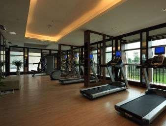 普惠豪生大酒店主图