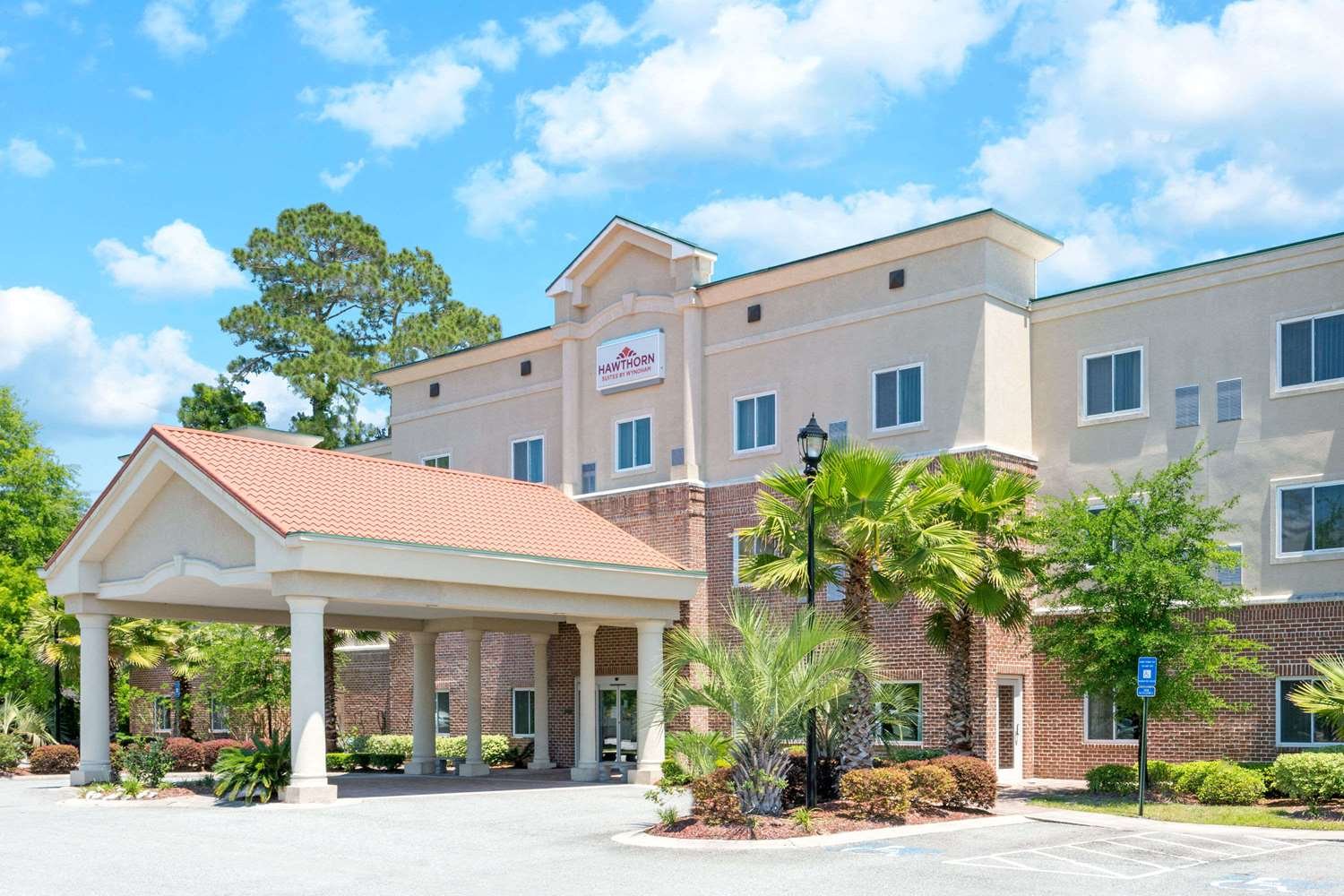 Hawthorn Suites By Wyndham Kingsland I-95/Naval Base Area-官方
