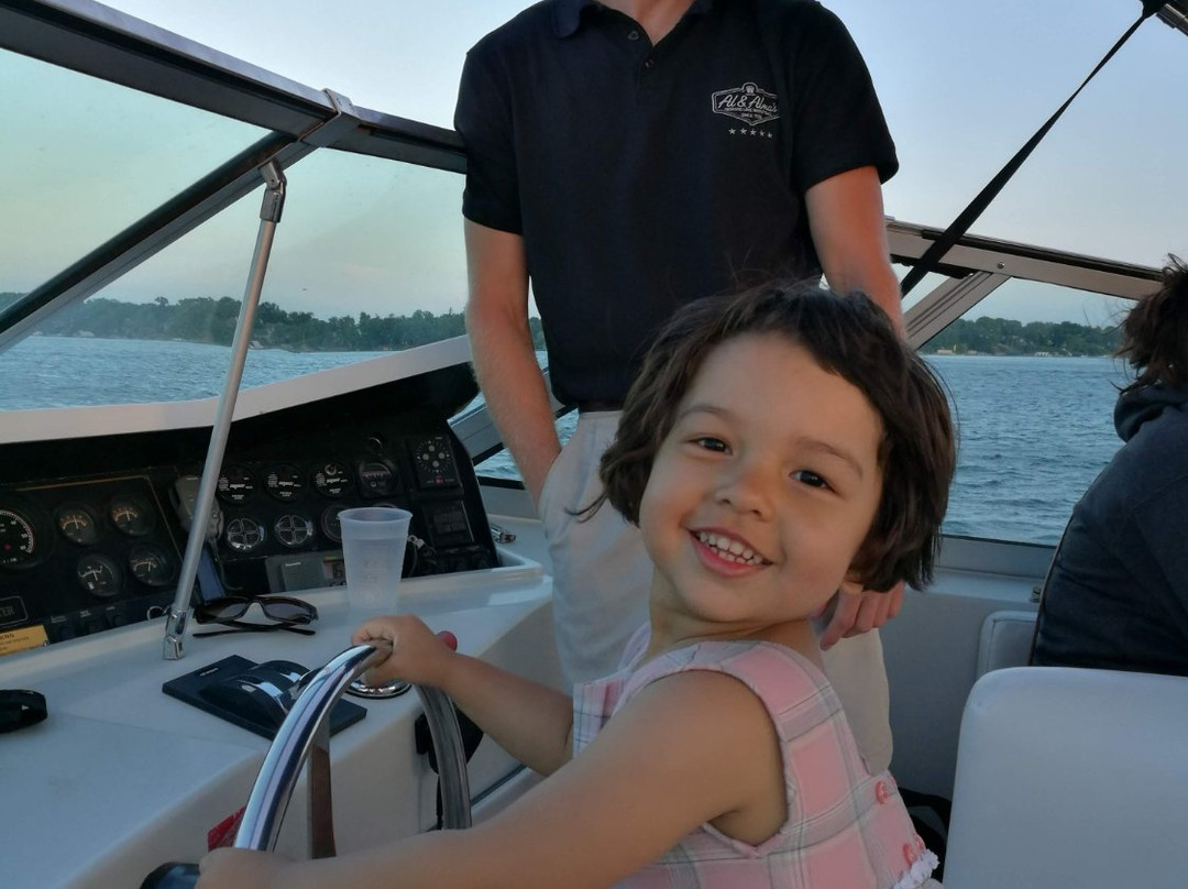 Al & Alma's Supper Club and Charter Cruises-Mound必去景点