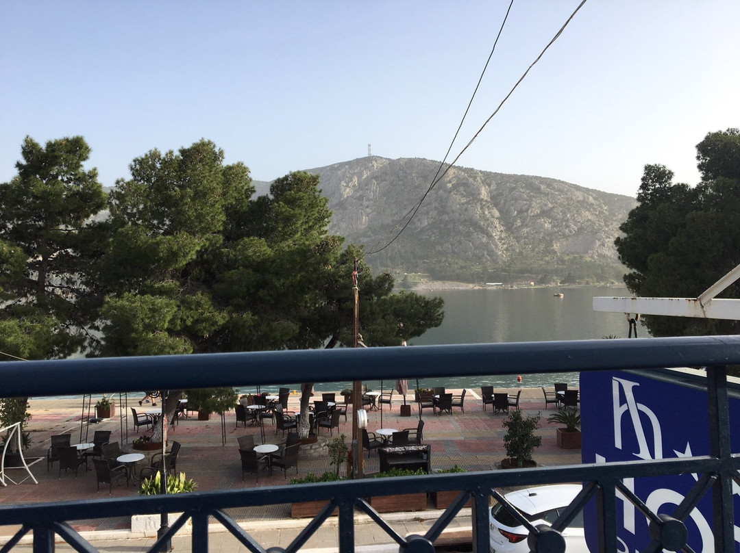 伊利达诺斯酒店主图