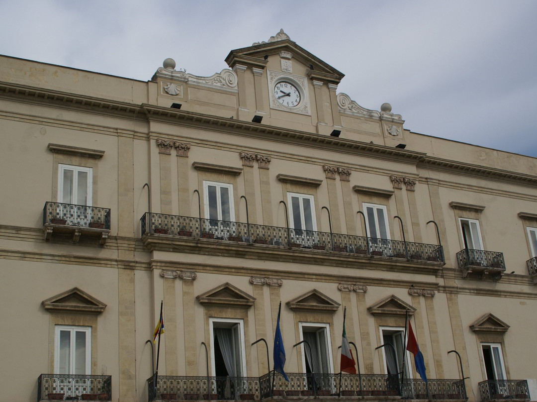 Piazza Castello-塔兰托必去景点