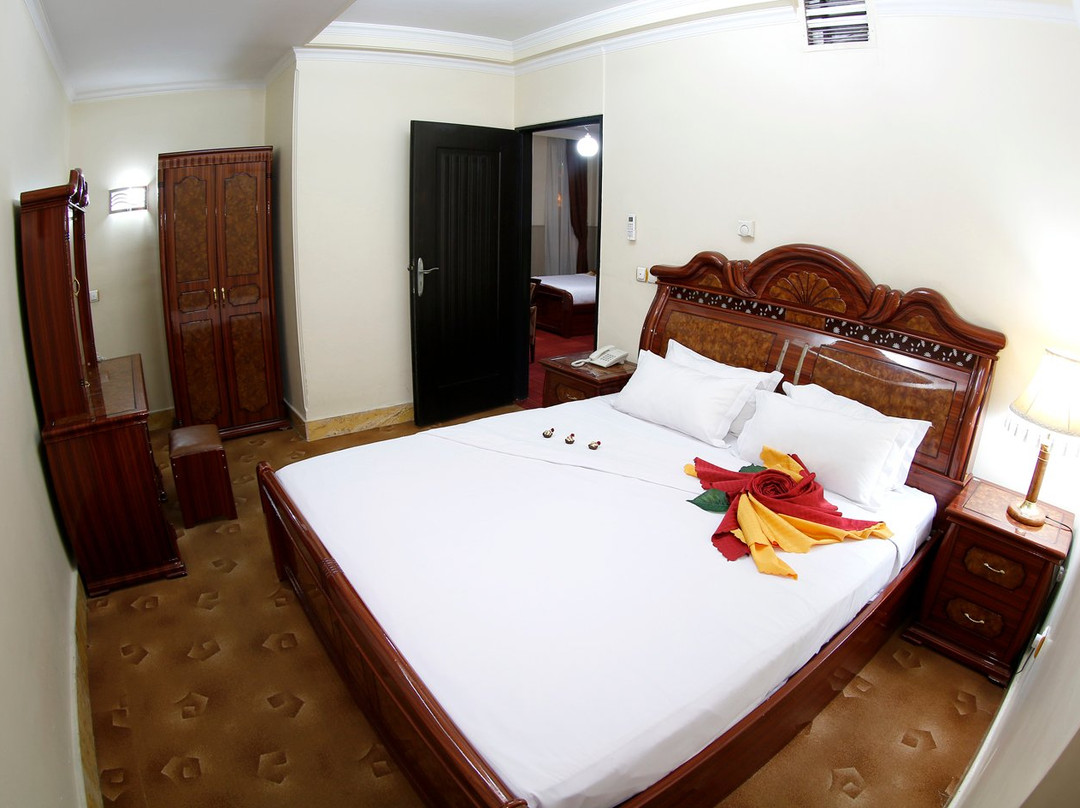 Hotel Khorshid主图