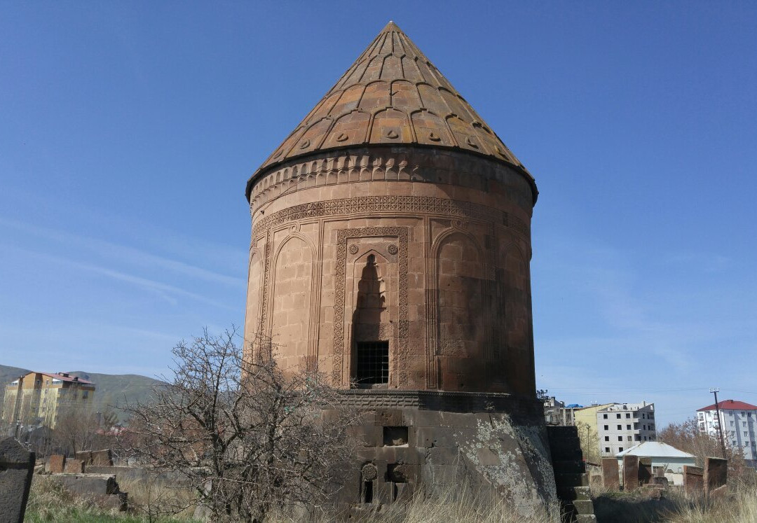 Guroymak旅游景点-Kalender Baba Turbesi