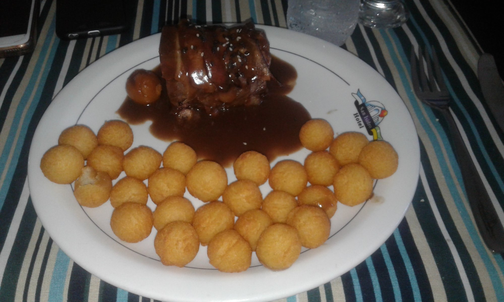 Hotel San Isidro-餐饮