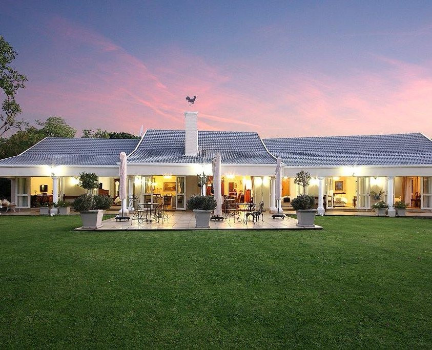 Burkleigh House主图