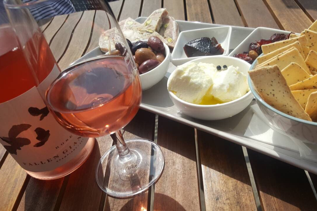 Fallen Giants-贺思盖必去景点