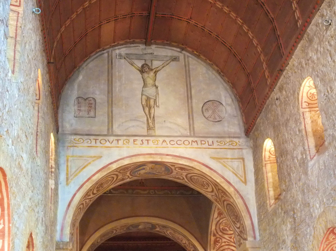 Église Romane de Rougemont-鲁日蒙必去景点