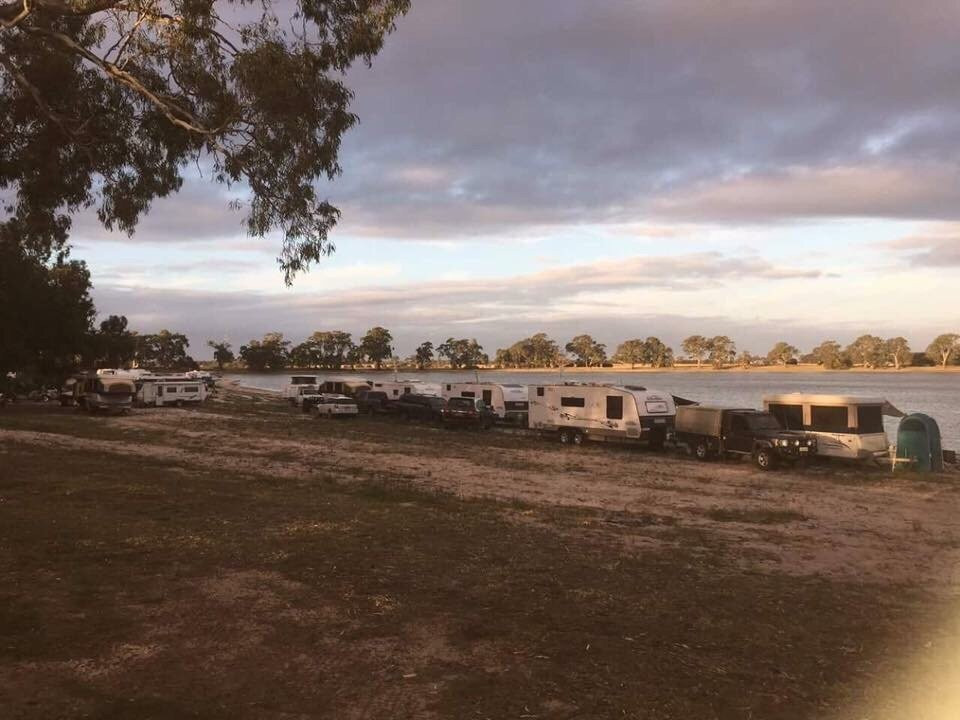 Lake Charlegrark-Minimay必去景点