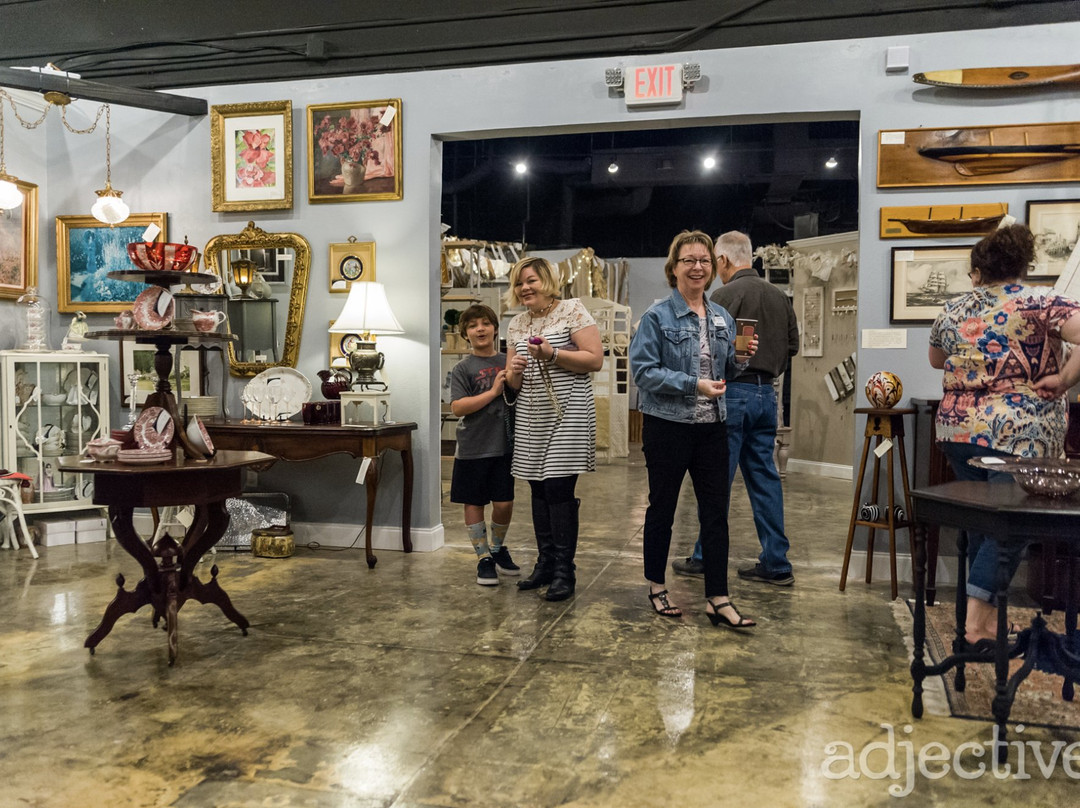 Adjectives Market-阿尔塔蒙特斯普林斯必去景点