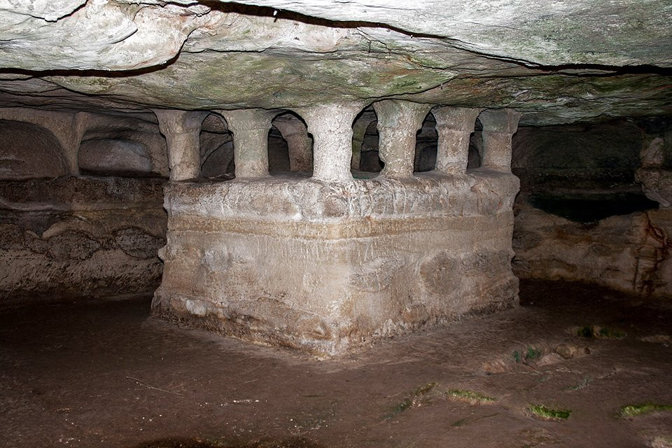 Grotta Delle Trabacche景点图片