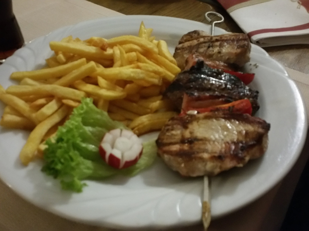 丁斯拉肯餐馆和美食-Hazienda