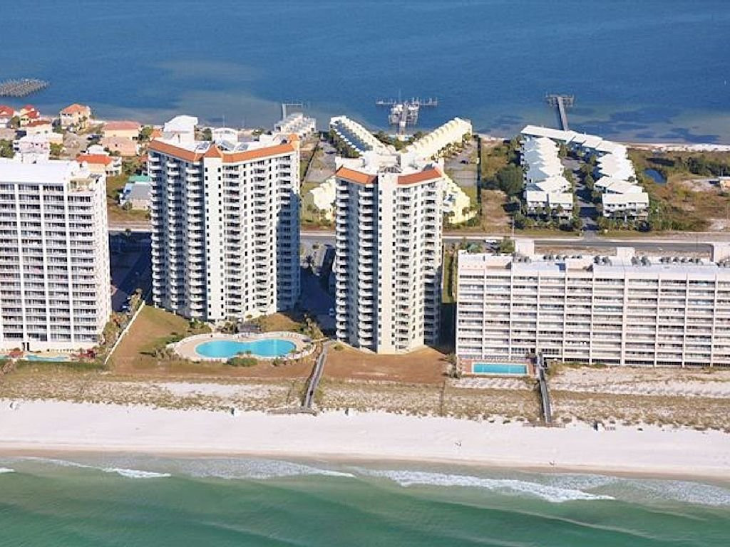 SVR的Beach Colony Resort West