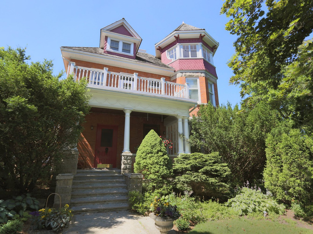 Markdale Manor Bed & Breakfast主图