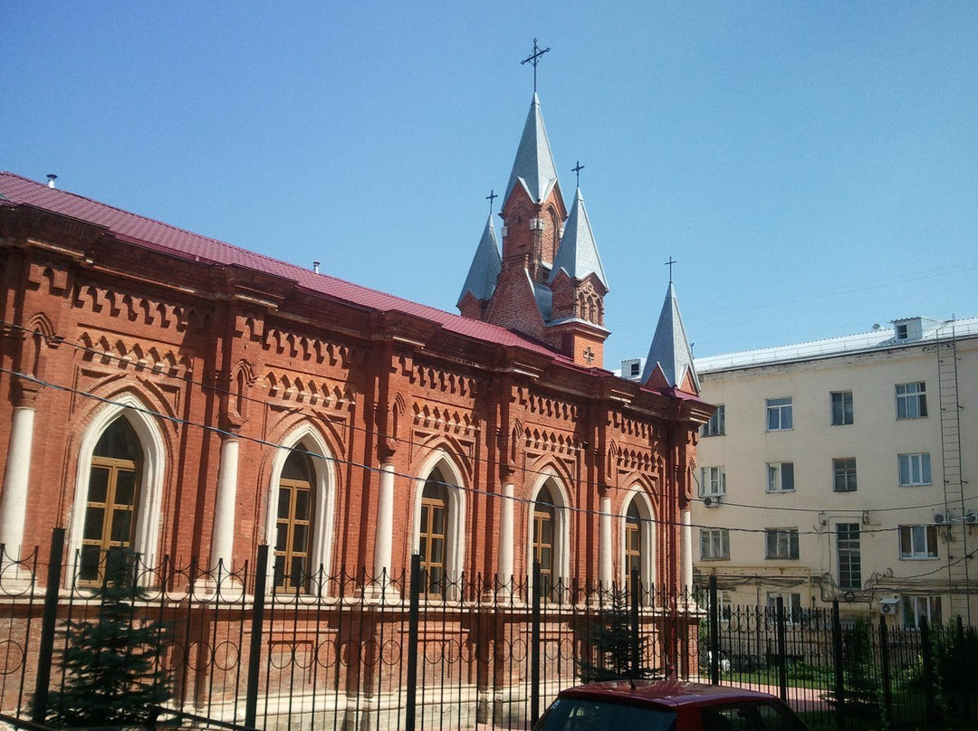 Church of the Holy Apostles Peter and Paul-图拉必去景点