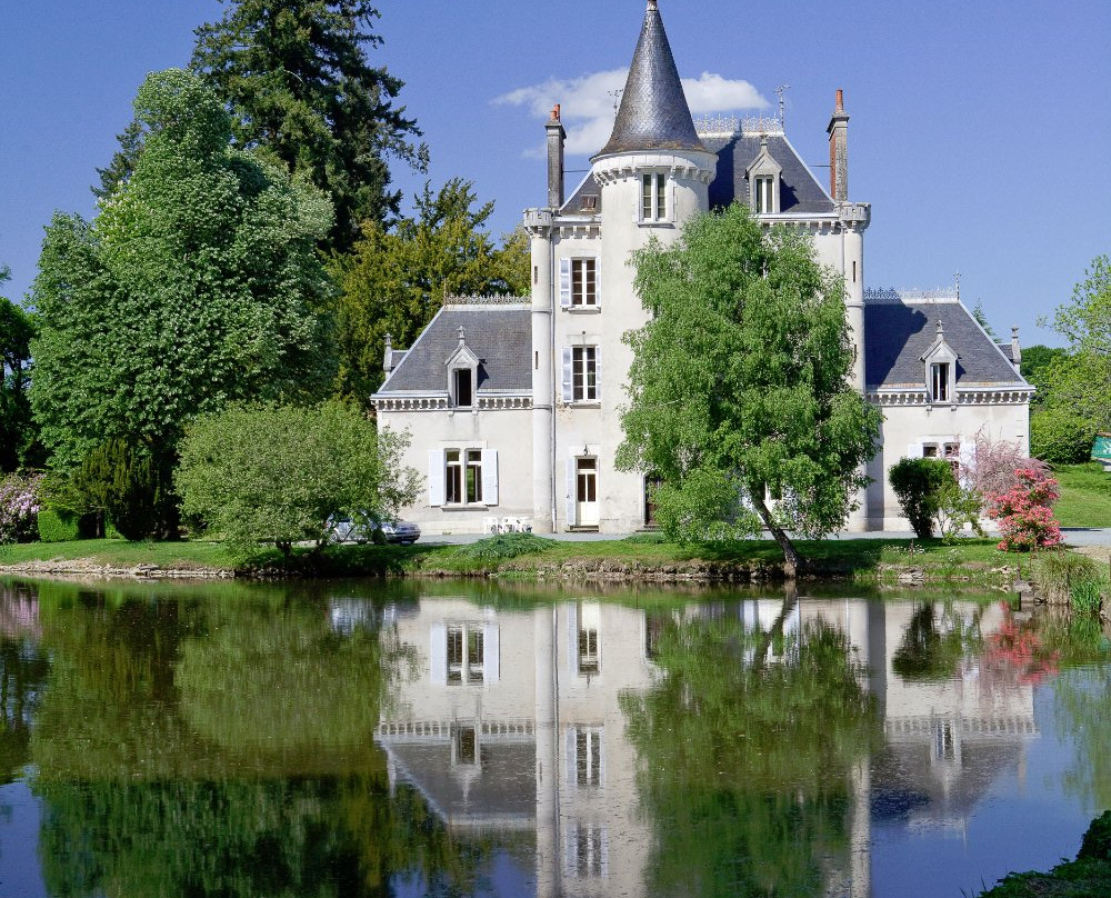 Castel Camping le Chateau de Poinsouze
