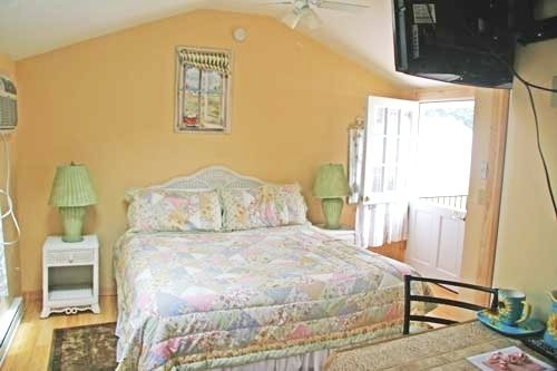 West Kennebunk酒店住宿-Shorelands Guest Resort