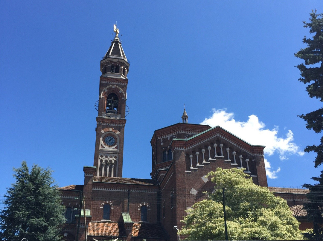 Chiesa Prepositurale dei S. S. Pietro e Paolo-利索内必去景点